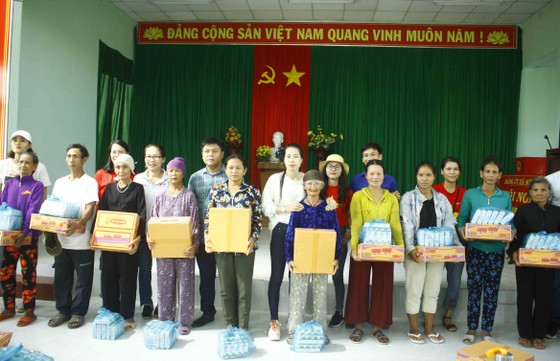 Chia sẻ “mùa đông không lạnh” với người dân vùng núi Quảng Ngãi