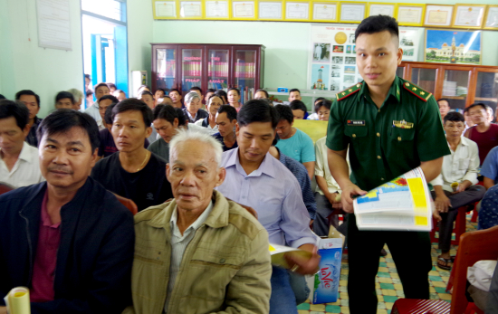 Tuyên truyền, vận động ngư dân bảo vệ an toàn công trình dầu khí trên biển