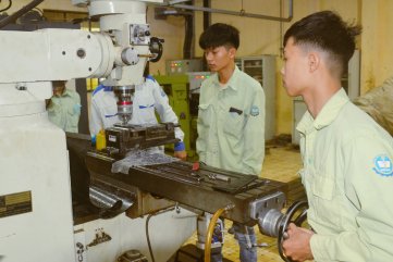 Quảng Ngãi: 100&#37; học viên cơ khí ra trường có việc làm và thu nhập ổn định