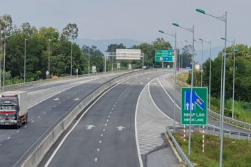 VEC chính thức thu phí toàn tuyến cao tốc Đà Nẵng – Quảng Ngãi