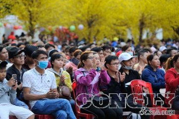 2.000 vé xe hỗ trợ công nhân về quê đón Tết
