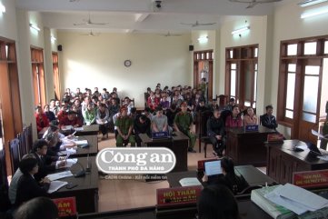 Nhóm "trẻ trâu" côn đồ lãnh án