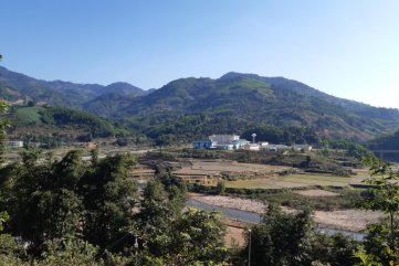 Quảng Ngãi: Huyện miền núi gây khó cho người lao động khi trả lương qua thẻ ATM!