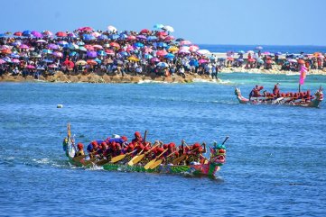 Đua thuyền tứ linh - nét độc đáo Lý Sơn