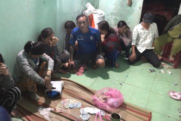 Úp sòng "kỳ bẽo"