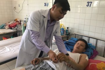 Ghép nối thành công bàn tay bị chém đứt lìa