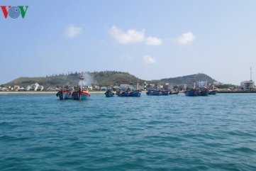 Chủ tịch UBND huyện Lý Sơn bị kỷ luật khiển trách