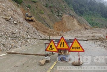 Cán bộ xã tử vong trong phòng tập thể của trụ sở