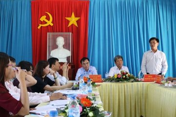 Đoàn kiểm tra thi đua, khen thưởng của Bộ Giáo dục làm việc tại Quảng Ngãi