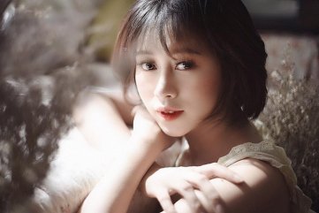 Ơn giời sau thời gian mai danh ẩn tích, gương mặt thật của chị Google cuối cùng đã lộ diện?