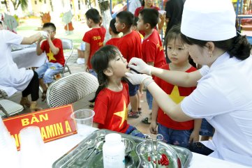Hôm nay, hơn 6 triệu trẻ em được uống bổ sung vitamin A