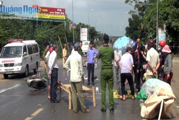 Tai nạn giao thông giữa xe khách và xe máy, một người tử vong