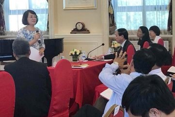 Nữ bí thư huyện ở Quảng Ngãi kết nối ‘giải cứu’ dứa mật Thanh Hóa