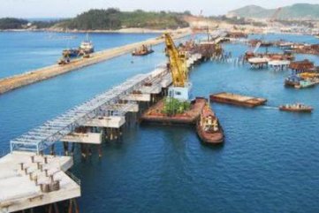 Cần chấm dứt tư duy phân lô cảng biển Dung Quất