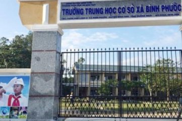 Thầy giáo nghi bị tâm thần, không chịu đi chữa