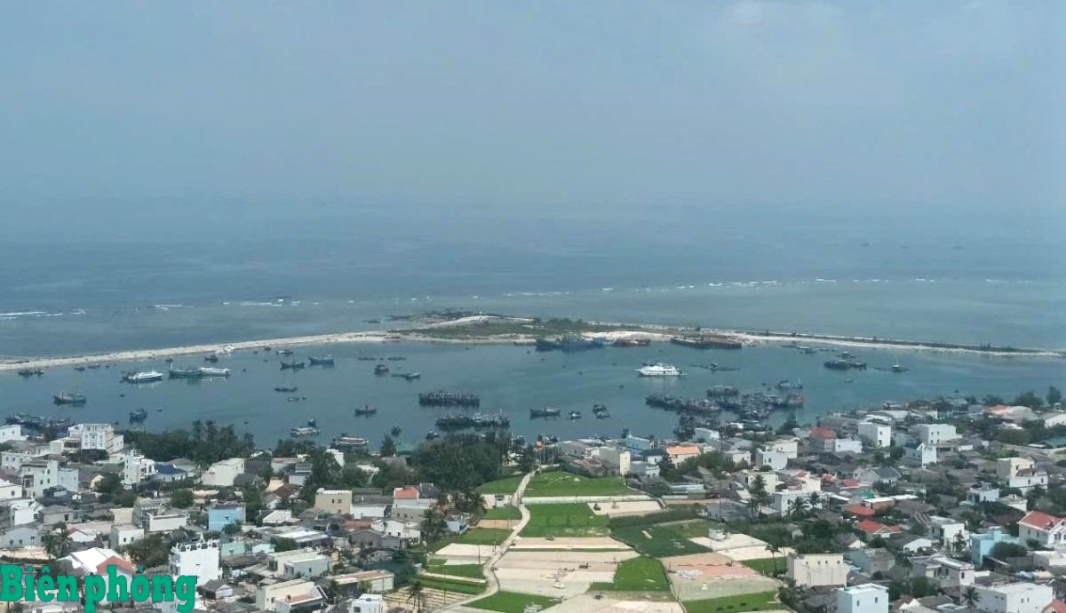 “Căn cứ” hậu cần nghề cá Lý Sơn “Căn cứ” hậu cần nghề cá Lý Sơn