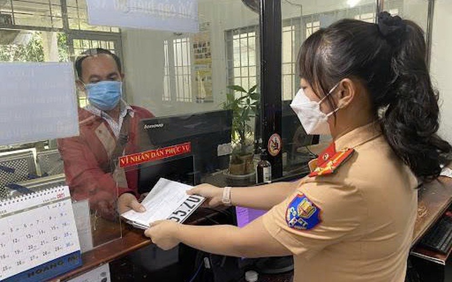 Quảng Ngãi cấp song song biển số xe 76 và 82