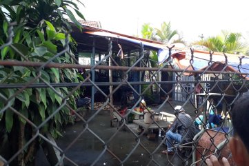 Tranh chấp đất trồng keo, dùng dao rựa chém chết hàng xóm trong quán ăn