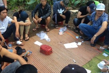 Tạm giữ 17 đối tượng khi đang sát phạt trên chiếu bạc khủng