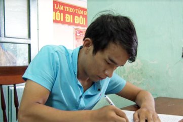 Tạm giữ đạo chích chuyên “khoắng” nhà trọ SV