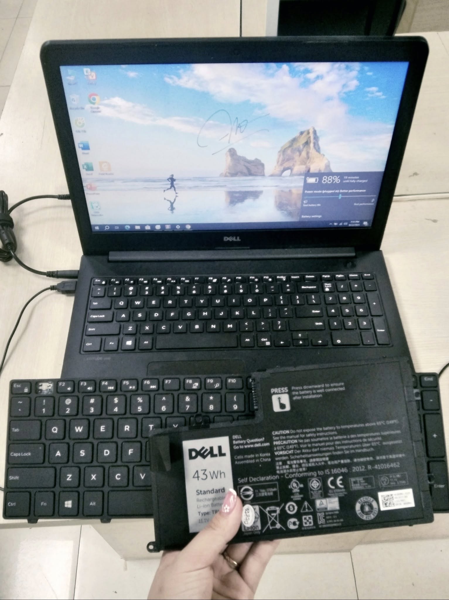 Laptop bị liệt phím, chai pin – đừng để ảnh hưởng công việc và học tập nhé