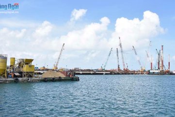 Giao 180ha biển cho Hòa Phát nhận chìm ở Quảng Ngãi