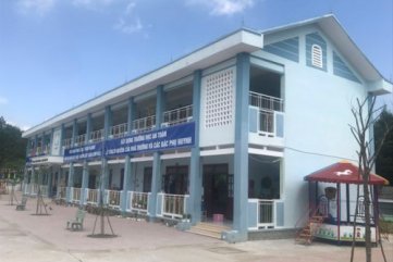 Quảng Ngãi: Trường mầm non tiền tỷ mới sử dụng đã hỏng
