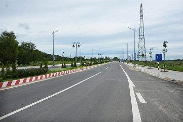 Quảng Ngãi chi 800 tỷ đồng triển khai dự án đường Dung Quất-Sa Huỳnh, giai đoạn IIa