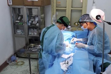 Cấp cứu kịp thời ngư dân bị viêm ruột thừa cấp