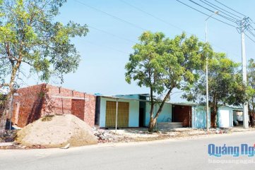 Người dân khu đông huyện Bình Sơn: Đua nhau xây dựng công trình trái phép