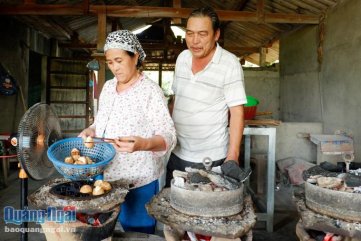 Lò bánh thuẫn hơn 100 năm tuổi